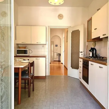 Cavi Arenelle Due Terrazzi Vista Mare לאווניה