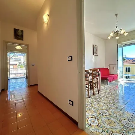 Cavi Arenelle Due Terrazzi Vista Mare Apartment Lavagna