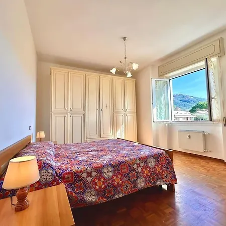 Cavi Arenelle Due Terrazzi Vista Mare Apartment Lavagna
